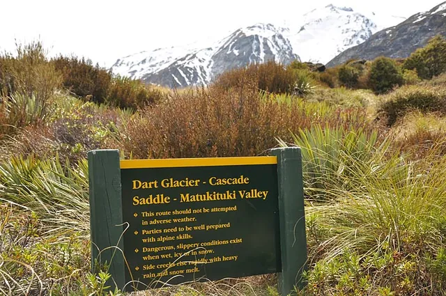 This route can be used to link up with the West Matukituki Valley, which is where we were a week ago