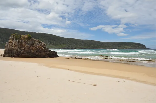 After recommendations from fellow hikers, we decided to make this pretty bay our rest place for the next 24 hours