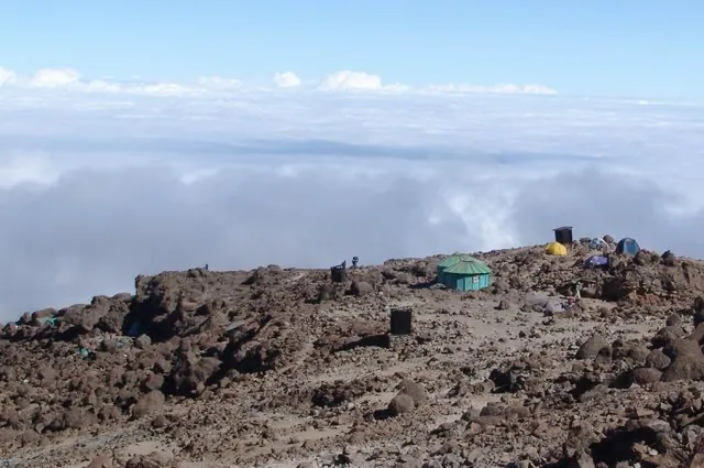 Finally we reach Barafu Hut for a spot of lunch
