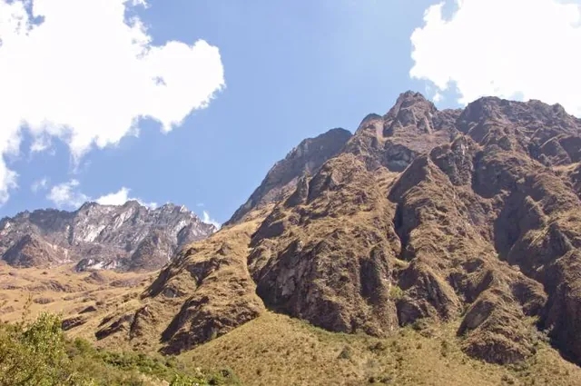 The landscape is pretty dramatic either side of you giving it a very credible Inca Trail feel