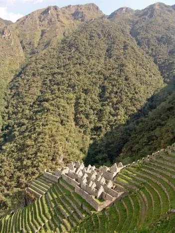 This is the magnificent Winay Wayna site, just around the corner from the last camp site