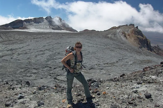 Gill and the main crater behind