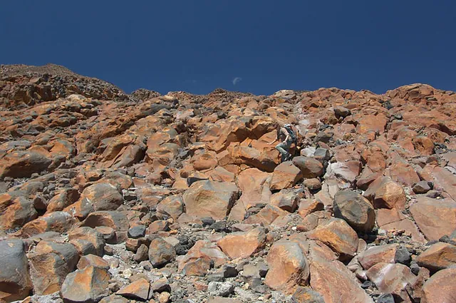 Some slow boulder hopping on the way down