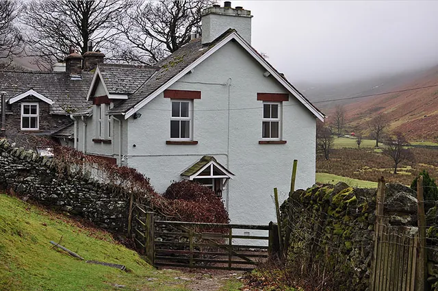 There's a shortcut down to Howtown pier, but I always miss it and have to go the long way round by this house