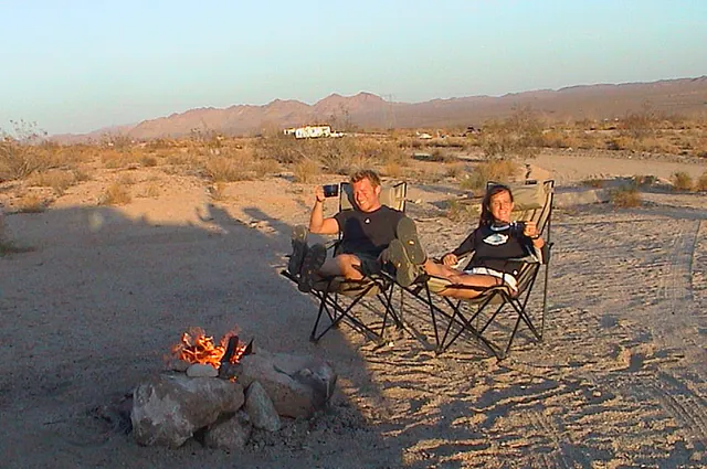 Cheers everybody ... Californian car camping defined!