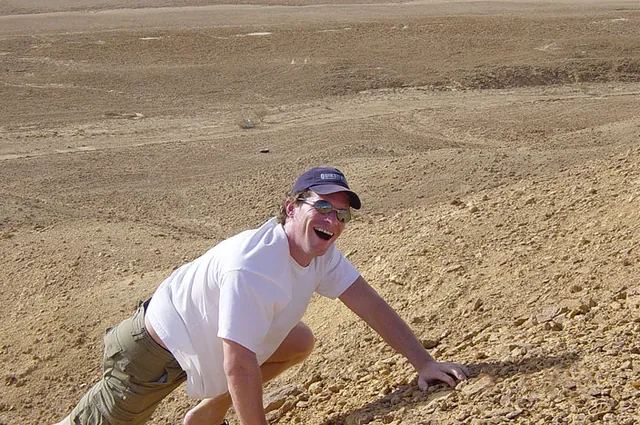 Out in the fierce heat. The dryness and heat in the rocks make them unbearable to scramble