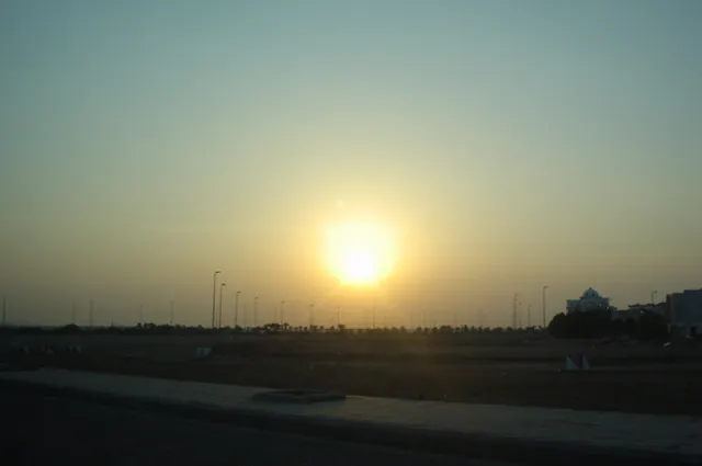 Welcoming the sunshine in Saudi is pretty much a boring every day occurrence
