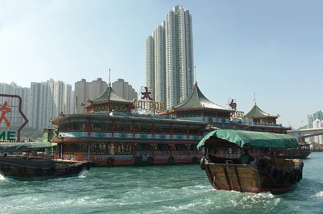 The bustling sampans, restaurants and house boats in the Aberdeen Channel