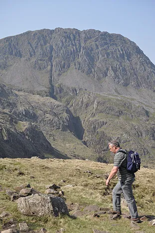 WG heading up with Lingmell in the background