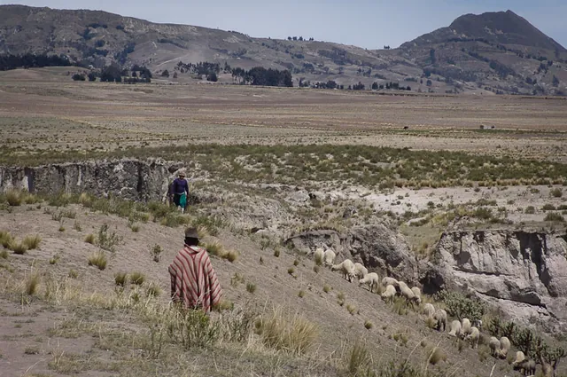 Biking in the Andes — photograph 22