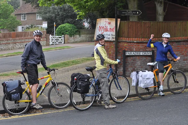A small road section to reach the start of the SDW bridleway track