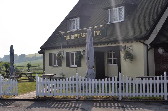 The Newmarket Inn bathed in hazy sunshine as we set off on day two
