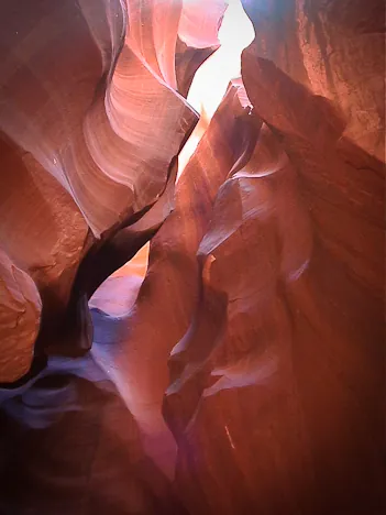 Antelope Canyon — photograph 14