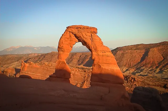There she stands, Delicate Arch, almost defying the laws of physics