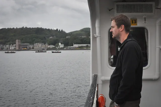 Andy contemplating ending it all after Oban failed miserably to deliver a decent early morning coffee shop