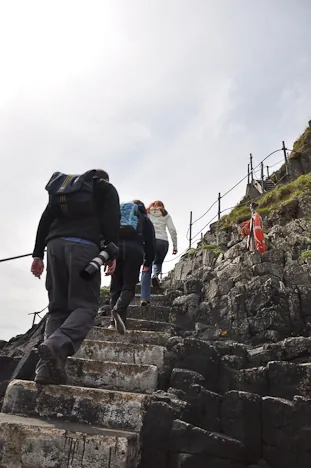We get an hour to roam around Staffa