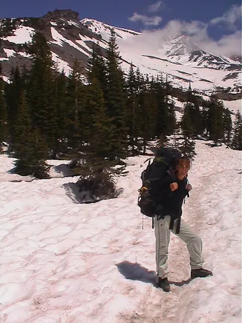 We start out from Bunny Flat parking lot at 6,860ft and make steady progress upwards