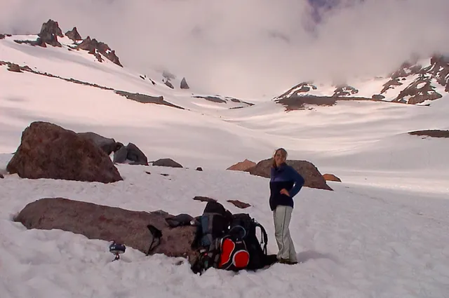 We stop for lunch (stove out!) with the camping spot nowhere in sight