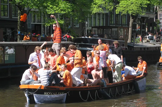 Amsterdam Queens Day — photograph 14