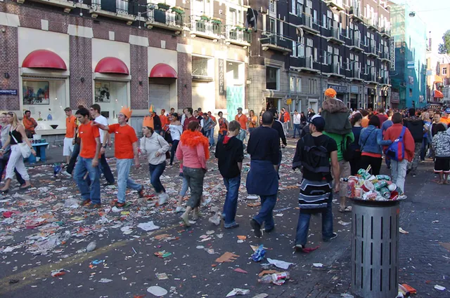 It's gonna be a helluva cleanup tomorrow!