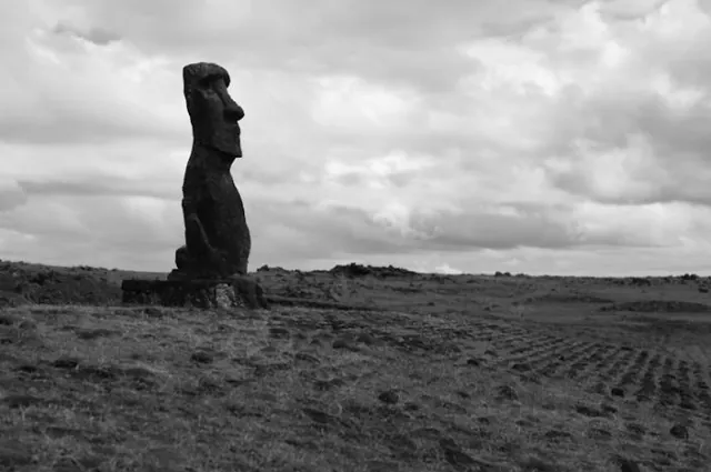 Easter Island (Rapa Nui) — photograph 96