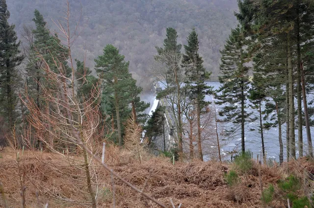 After much rain and melting snow the reservoir was full to the brim with 84 billion litres
