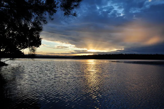 Front-row seats to watch sunset on St Georges Basin