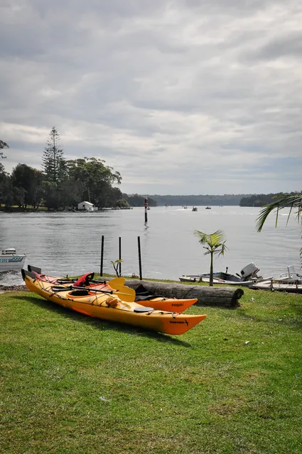 We stop for a bite to eat and refill the depleted water supply in the busy Sussex Inlet