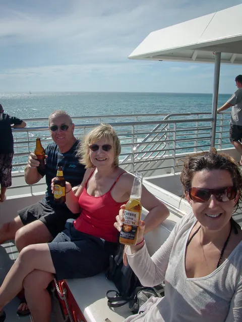 Heading back after a fantastic day on Moreton. A few brewskies went down extremely well on the sail back