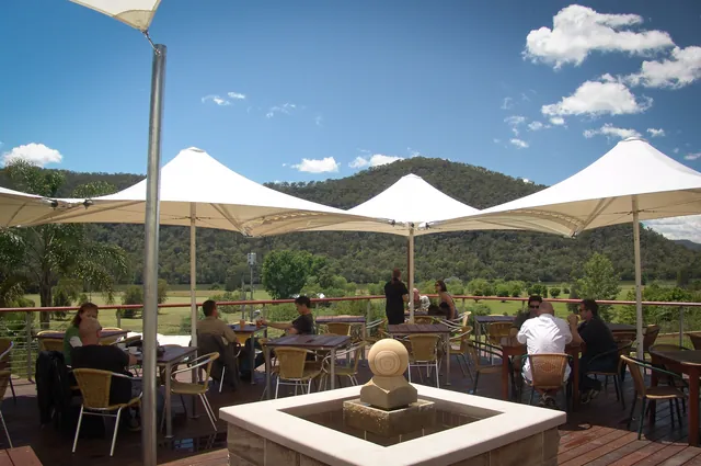 After the hardship of dehydrated food, we conclude with a steak lunch in a very nice setting at the Wisemans Ferry Inn