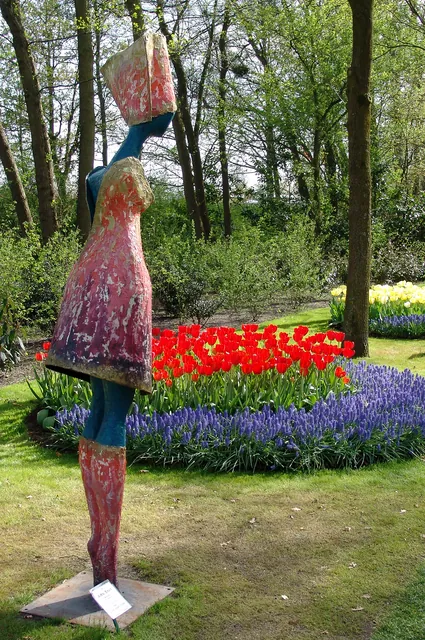 Nice statue, but it'll set you back 10k euros