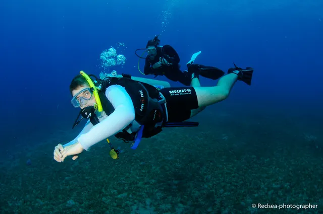 Considering some OW divers brought us back with 3/4 tank of air, Sean was a natural with only 10 dives at the start.