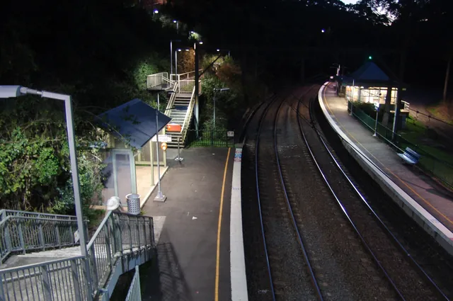 2 hours wait between trains on a Sunday at Otford station. We had to wait one hour