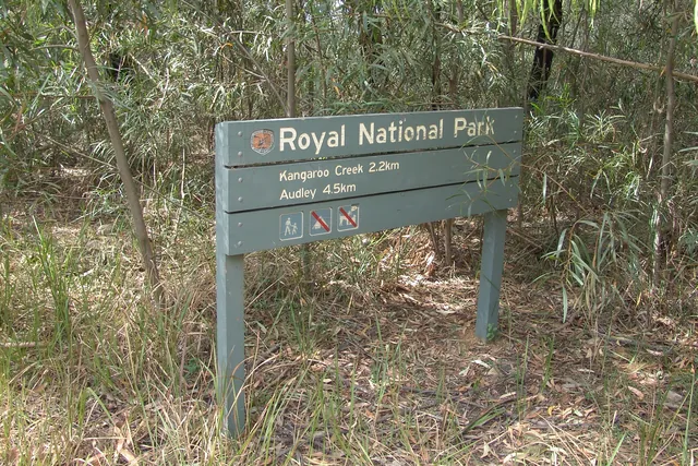 Entering the park from the north western edge at Heathcote