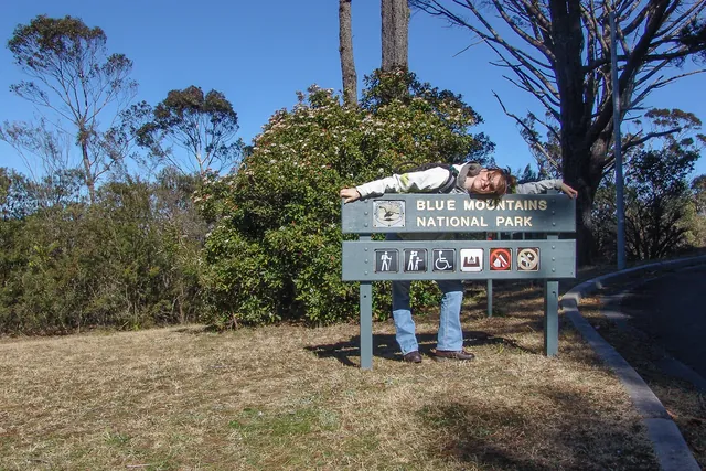 We head into the National Park via the Wentworth Falls picnic area