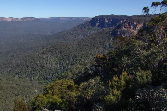 Looking across to the town of Katoomba