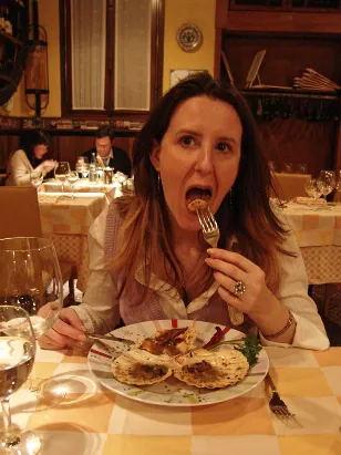 Gill tucking into scallops at the Ristorante Cantina Canaletto