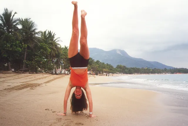 As its name suggests, you are a stone's throw away from the beach also