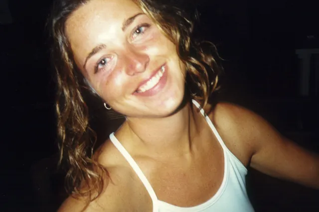 Nadya, our Canadian instructor, took us through the PADI Open Water with ease