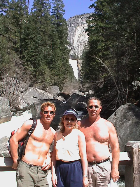 Yosemite National Park — photograph 11