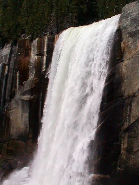 Yosemite National Park — photograph 15