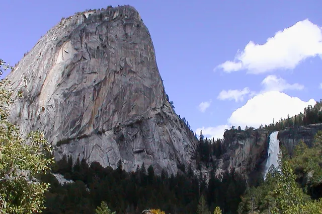 Yosemite National Park — photograph 20