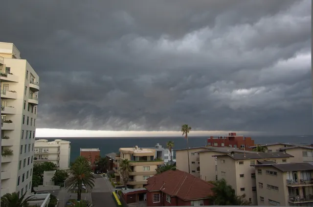 Such is the slightly tropical nature of mid-NSW, we watched some spectacular storms roll in