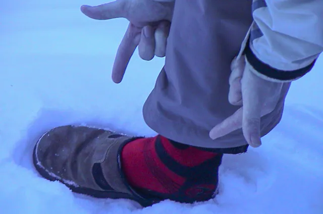 Even the slippers get some powder action