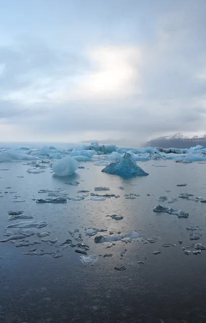 Jokulsarlon — photograph 11