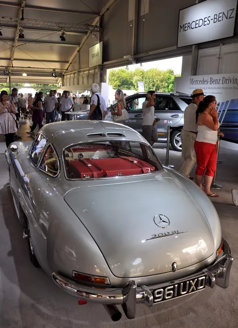 The gent's sportscar. Reminds me of Gumball Rally.