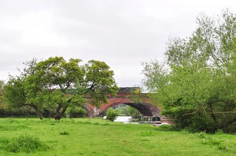 Got the timing just right on this photo, with the train and canal boat in the same shot. Self-gold-star
