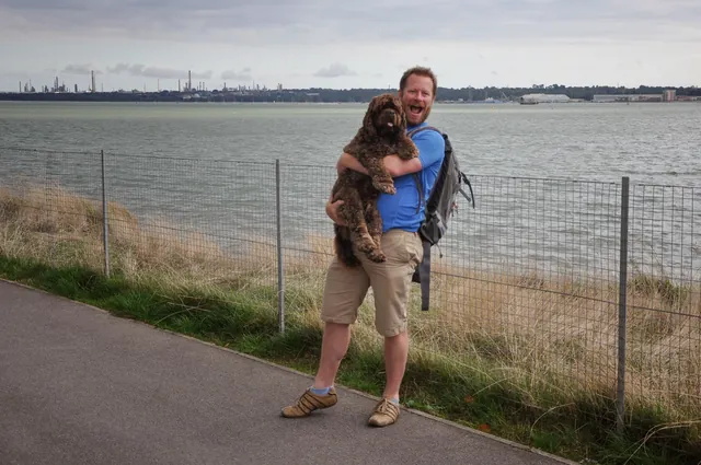 Hoooray! We made it. Bl00dy long walk. Barney (the PoPs!) was a trooper, despite a bit of squinnying on this walk (for some reason). "Let's get the photos done and get the frick out of this sh1t-hole"