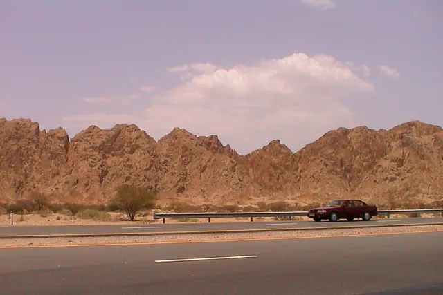 Driving along the fairly featureless E44 to get to Hatta