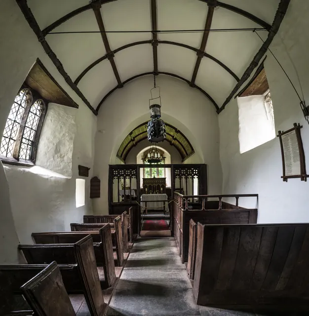 3-shot ultrawide vertical panorama, making it look roomier than it actually is inside